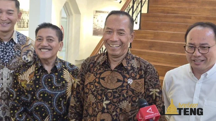 Erupsi Anak Krakatau: Kemendikti Minta Kampus Daring
