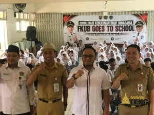 Febri Soemarmo Ajak Pelajar SMAN 12 Semarang Bangun Kerukunan Lewat Persahabatan